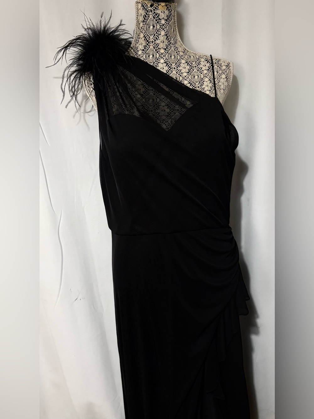 Women’s Black Formal Evening Dress Sz 18W One Shoulder Ruched Padded Bra Lined